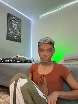 Stripchat Live Sex of alejo_cute