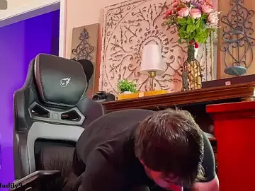 Stripchat Watch Live Sex Cams of ghostdaddy9