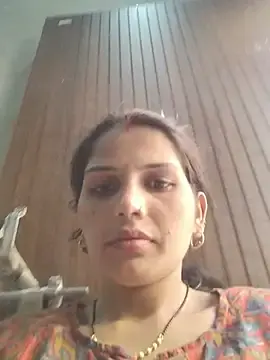 Stripchat Sex Cam of poojam93