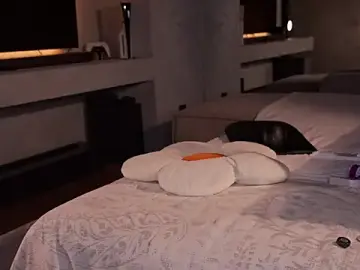 Stripchat Live Sex Cam of AlexisGraysX