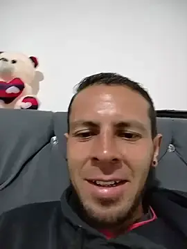 Stripchat Adult Webcam of Karlossoltero
