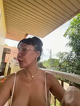 Stripchat Nude Webcam of sweetieme