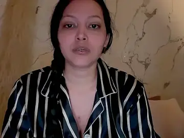 Stripchat Sex Cam of MarcellaGriffin
