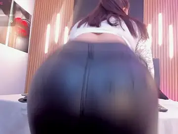 Stripchat Live Sex Cam of VickyJohnson1