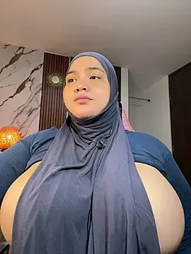 Stripchat Free Live Porn of sweetmuslim01