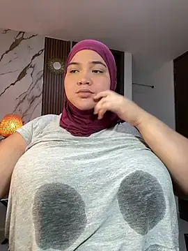 Stripchat Free Porn Cam of sweetmuslim01