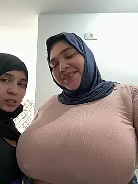 Stripchat Best live sex cam show of sweetmuslim01