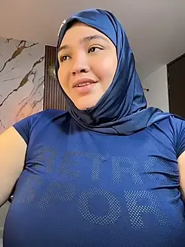 Stripchat Best live sex cam show of sweetmuslim01