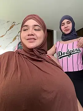 Stripchat Free Live Porn of sweetmuslim01