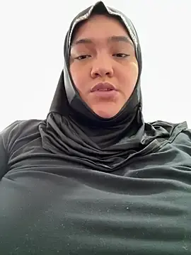 Stripchat Nude Webcam of sweetmuslim01