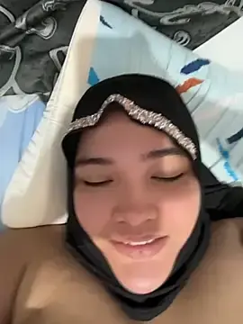 Stripchat Best Webcam of sweetmuslim01