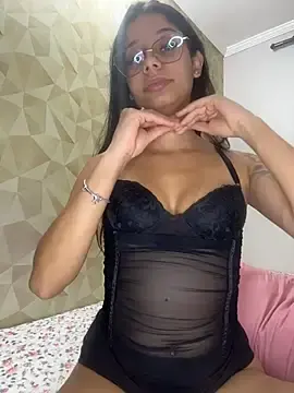 Stripchat Live Sex Cam of FadaPerigosa