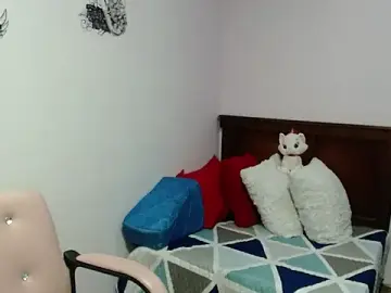 Stripchat Live Sex of camilavargas_