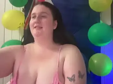 Stripchat Live Porn of xopeachybaby