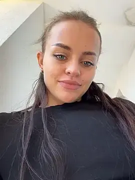 Stripchat Adult Webcam of AngelinaTeller