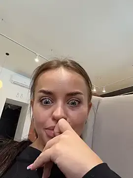 Stripchat Sex Cam of AngelinaTeller
