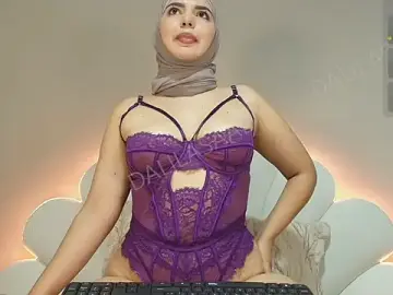Stripchat Nude Webcam of dalilasaadi_