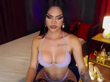 Stripchat Adult Webcam of CleoHarkness