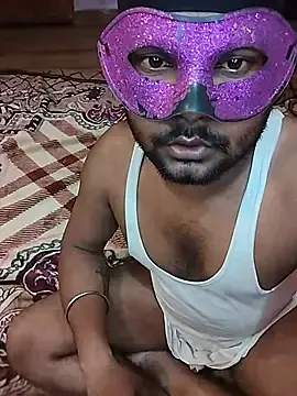 Stripchat Live Sex Cam of PUNJABICOUPLE09