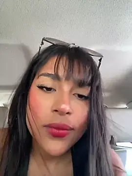 Stripchat Live Porn of Mariangel_11
