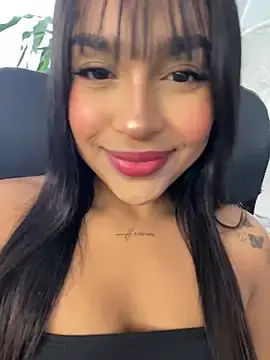 Stripchat Watch Live Sex Cams of Mariangel_11