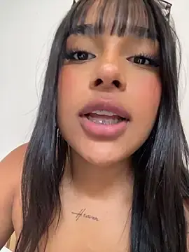 Stripchat Free Porn Cam of Mariangel_11