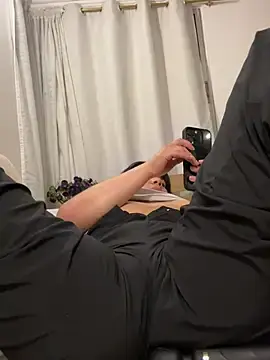 Stripchat Watch Live Sex Cams of kim_monti