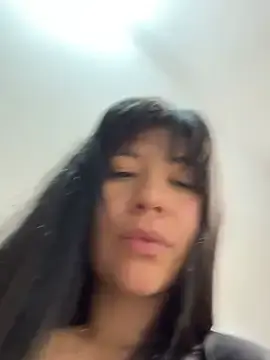 Stripchat Free Live Porn of kim_monti