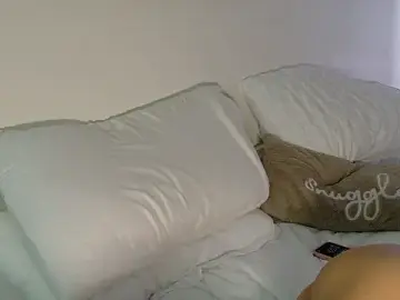Stripchat Live Sex Cam of Badcrystal