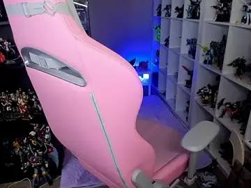 Stripchat Live Porn of DanniDolphin