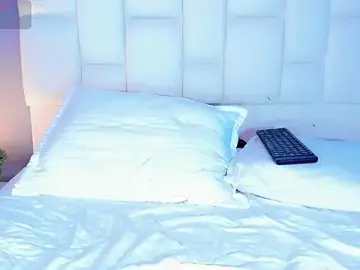 Stripchat Free Live Porn of Kisses_Sophia