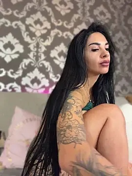 Stripchat Adult Video Chat of RileyNoxx_