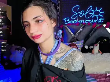 Stripchat Sex Cam of SolBeaumont1