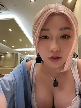 Stripchat Free Porn Cam of winter11