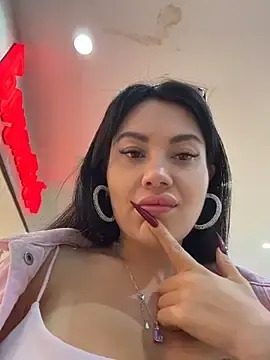 Stripchat Free Porn Cam of Wet__Bunny