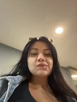 Stripchat Live Sex Cam of Wet__Bunny