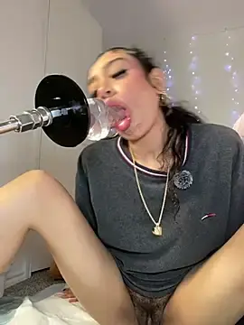 Stripchat Live Porn of badbaby187