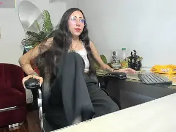 Stripchat Live Porn of Laila_Angels