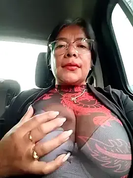 Stripchat Free Live Porn of __valentina18