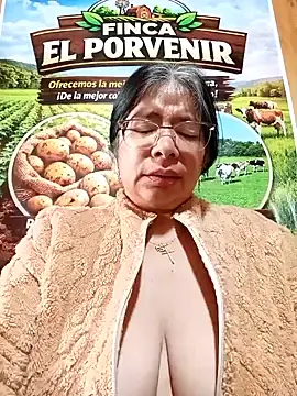 Stripchat Best live sex cam show of __valentina18