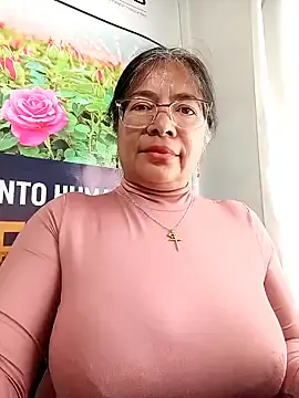 Stripchat Live Sex of __valentina18