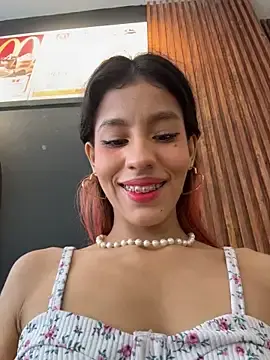 Stripchat Live Sex of Alejandra_ospina