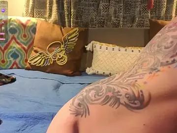 Stripchat Adult Webcam of BEASTintheBEAUTY