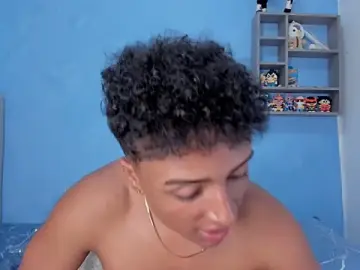 Stripchat Live Sex Cam of MagnusKing_