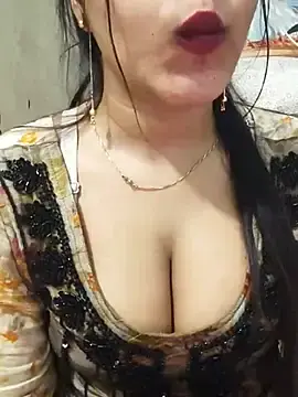 Stripchat Live Sex Cam of Sania-Love