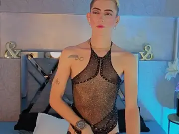 Stripchat Live Porn of dominic_thailor