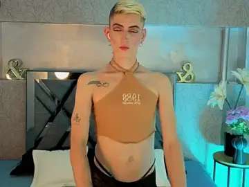 Stripchat Best live sex cam show of dominic_thailor