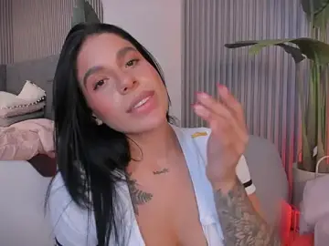 Stripchat Best live sex cam show of emelie_89