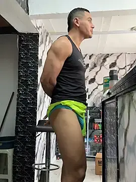 Stripchat Best Webcam of Paul22cm-
