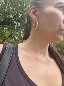 Stripchat Sex Cam of milflovelyxxx